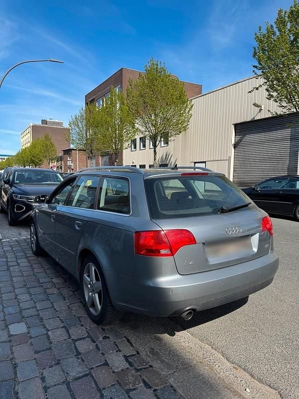 Second-hand Audi A4 131 CP (96 kW) 2006 Argintiu Break