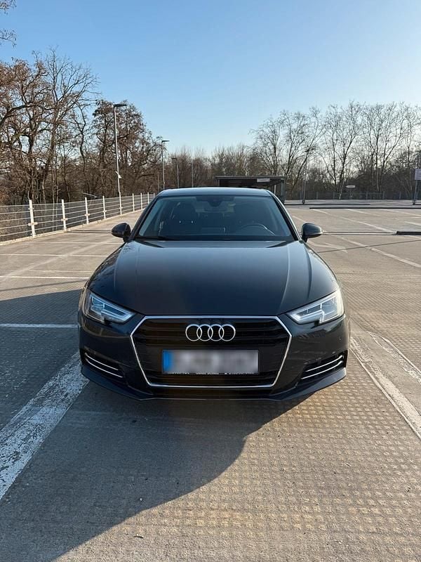 Gebraucht Audi A4 190 PS (139 kW) 2019 Limousine