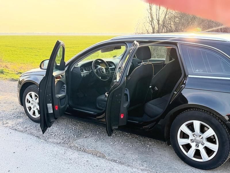 Gebraucht Audi A4 143 PS (105 kW) 2008 Schwarz Kombi