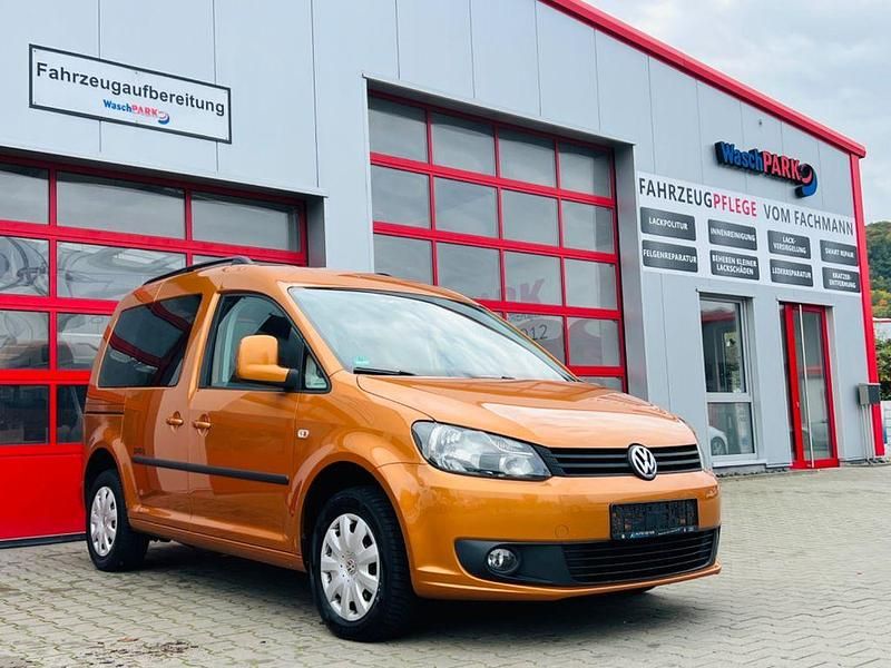 Gebraucht VW Caddy Trendline 102 PS (75 kW) 2013 Orange Van / Kleinbus
