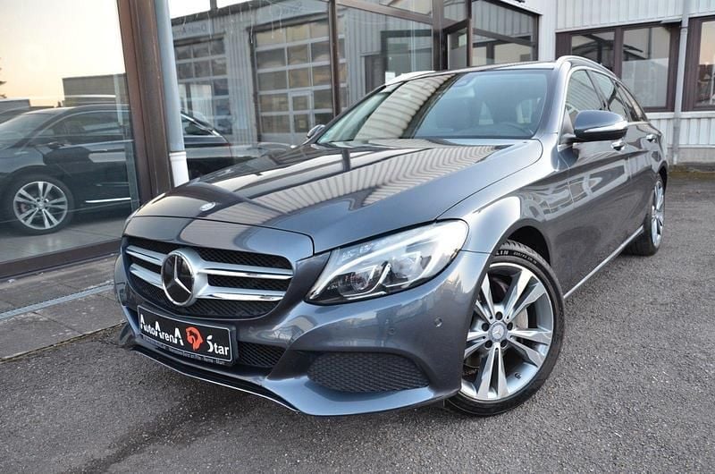 Gebraucht Mercedes C250 204 PS (150 kW) 2015 Grau Kombi