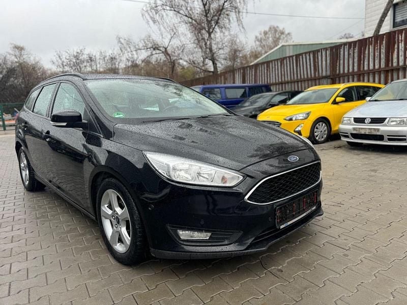 Gebraucht Ford Focus Business Edition 120 PS (88 kW) 2017 Schwarz Kombi