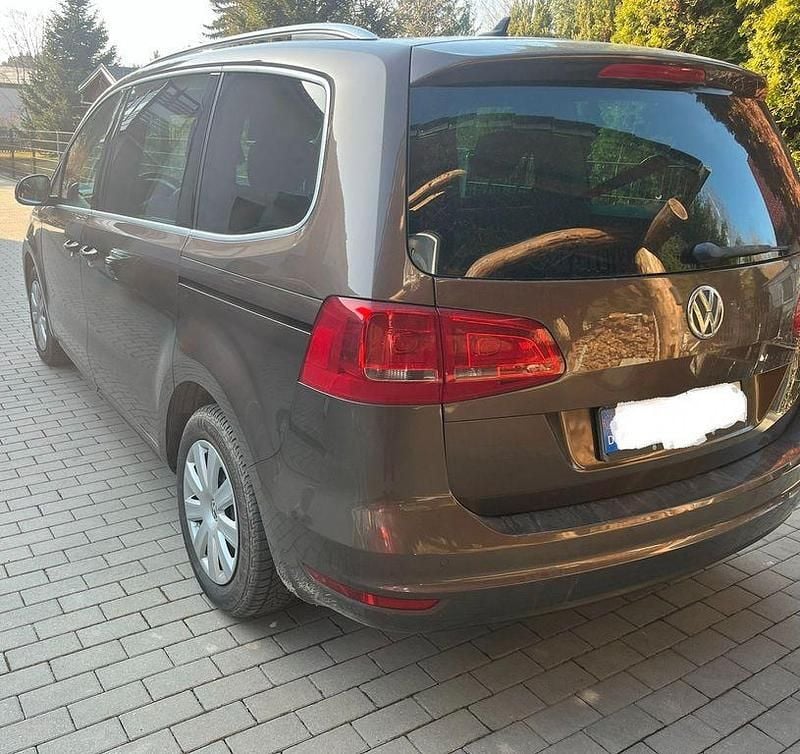 Gebraucht VW Sharan Highline 140 PS (102 kW) 2011 Braun Van / Kleinbus