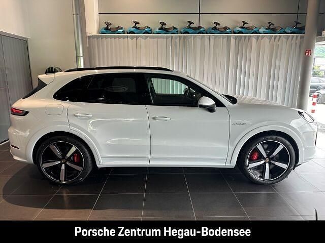 Gebraucht Porsche Cayenne S E-Hybrid 519 PS (381 kW) 2024 Carraraweißmetallic SUV
