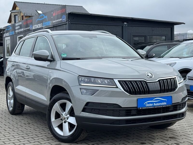 Steelgrau Gebraucht 2019 Skoda Karoq Soleil SUV | 21.499 € (Fairer Preis) - Bild 1/4