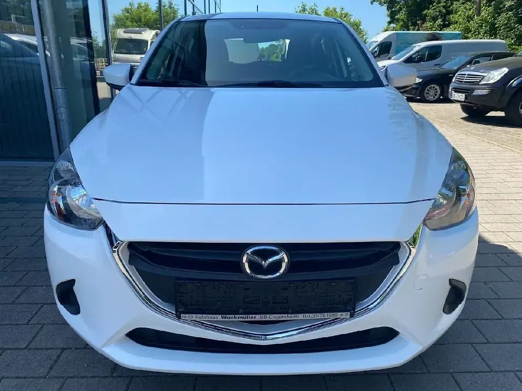 Gebraucht Mazda 2 Prime-Line 75 PS (55 kW) 2019 Weiß Limousine