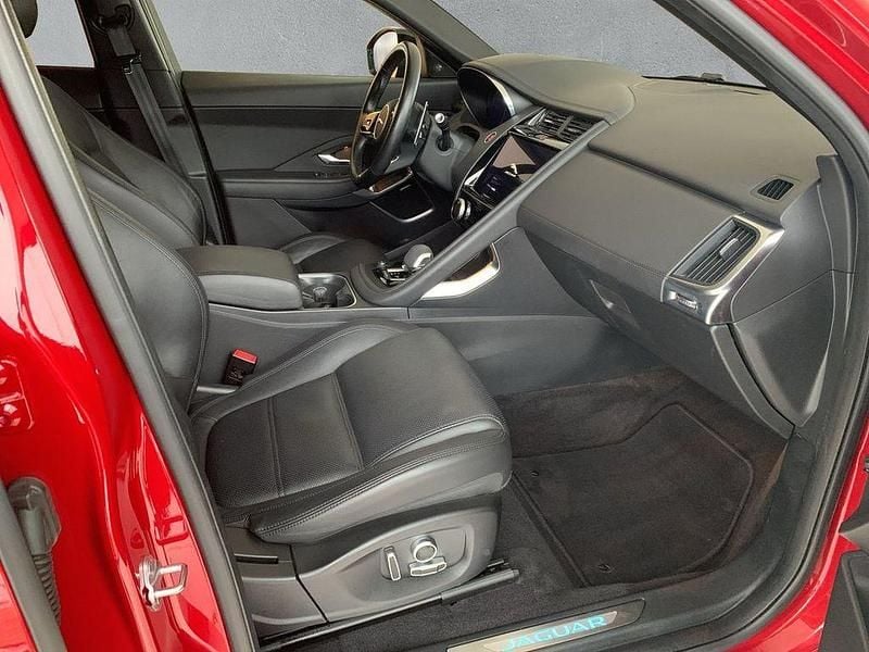 Gebraucht Jaguar E-Pace SE 165 PS (121 kW) 2021 Rot SUV