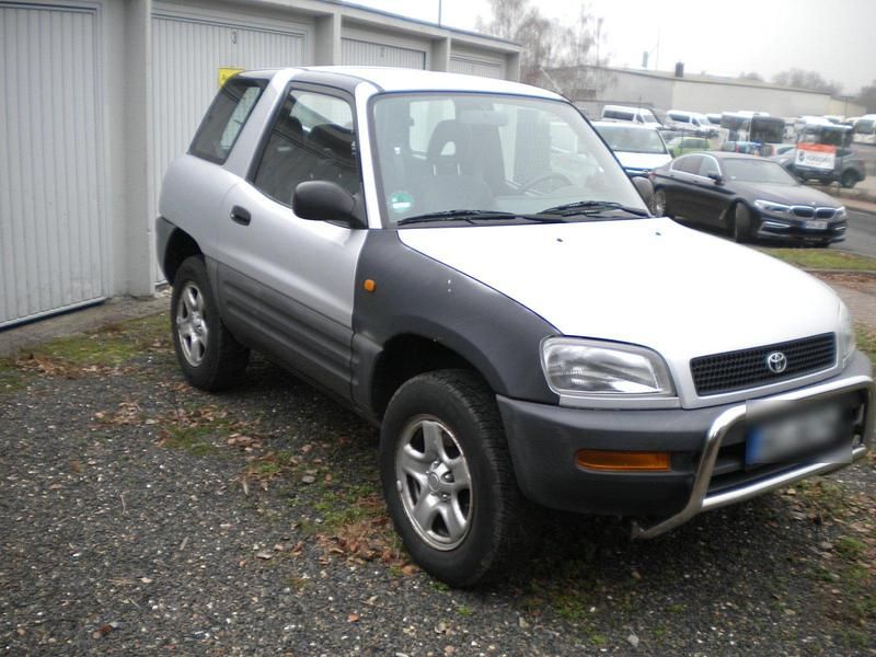 Gebraucht Toyota RAV4 128 PS (94 kW) 1997 Grau SUV