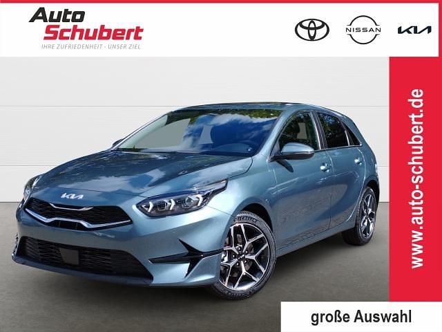 Usg) yucca steel gray m (grau Neu 2025 Kia Ceed 4 Limousine | 34.760 € - Bild 1/3