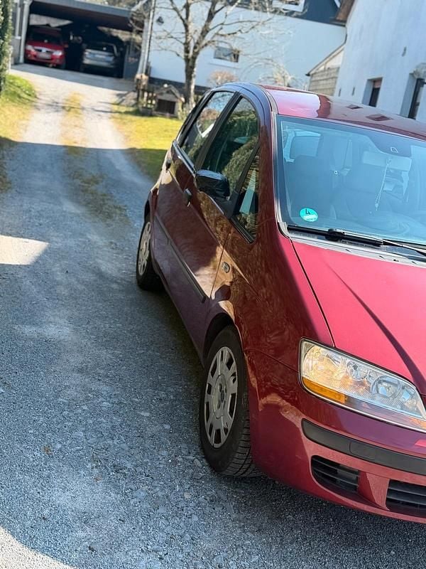 Gebraucht Fiat Idea 95 PS (69 kW) 2005 Rot Van / Kleinbus