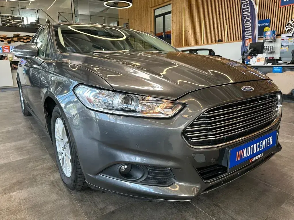 Gebraucht Ford Mondeo Business Edition 160 PS (117 kW) 2017 Grau Limousine