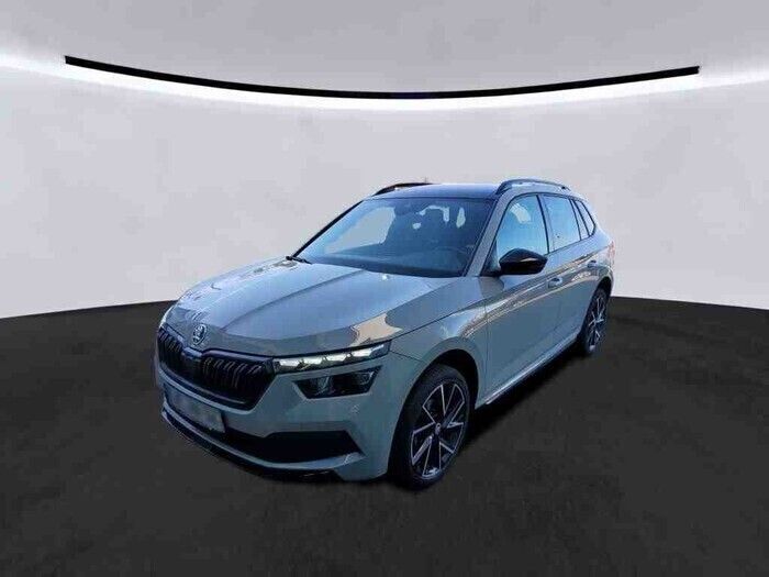 Stahl grau Gebraucht 2021 Skoda Kamiq Monte Carlo SUV | 21.820 € (Fairer Preis) - Bild 1/2