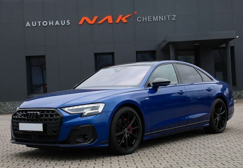 Ultrablau metallic Gebraucht 2023 Audi A8 S-Line Limousine | 84.990 € (Teuer) - Bild 1/4