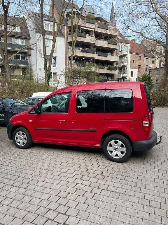 Gebraucht VW Caddy 105 PS (77 kW) 2012 Rot Van / Kleinbus