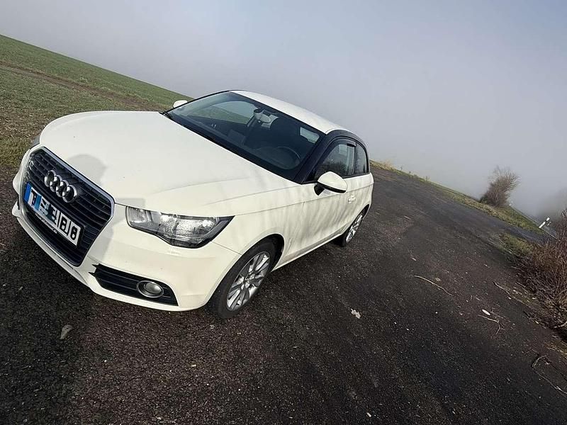 Gebraucht Audi A1 Ambition 122 PS (89 kW) 2014 Weiß Kleinwagen