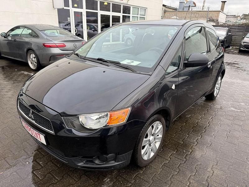 Gebraucht Mitsubishi Colt 75 PS (55 kW) 2011 Schwarz Kleinwagen