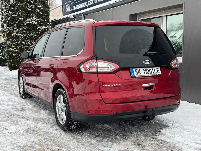 Gebraucht Ford Galaxy Titanium 190 PS (139 kW) 2018 Rot Van / Kleinbus