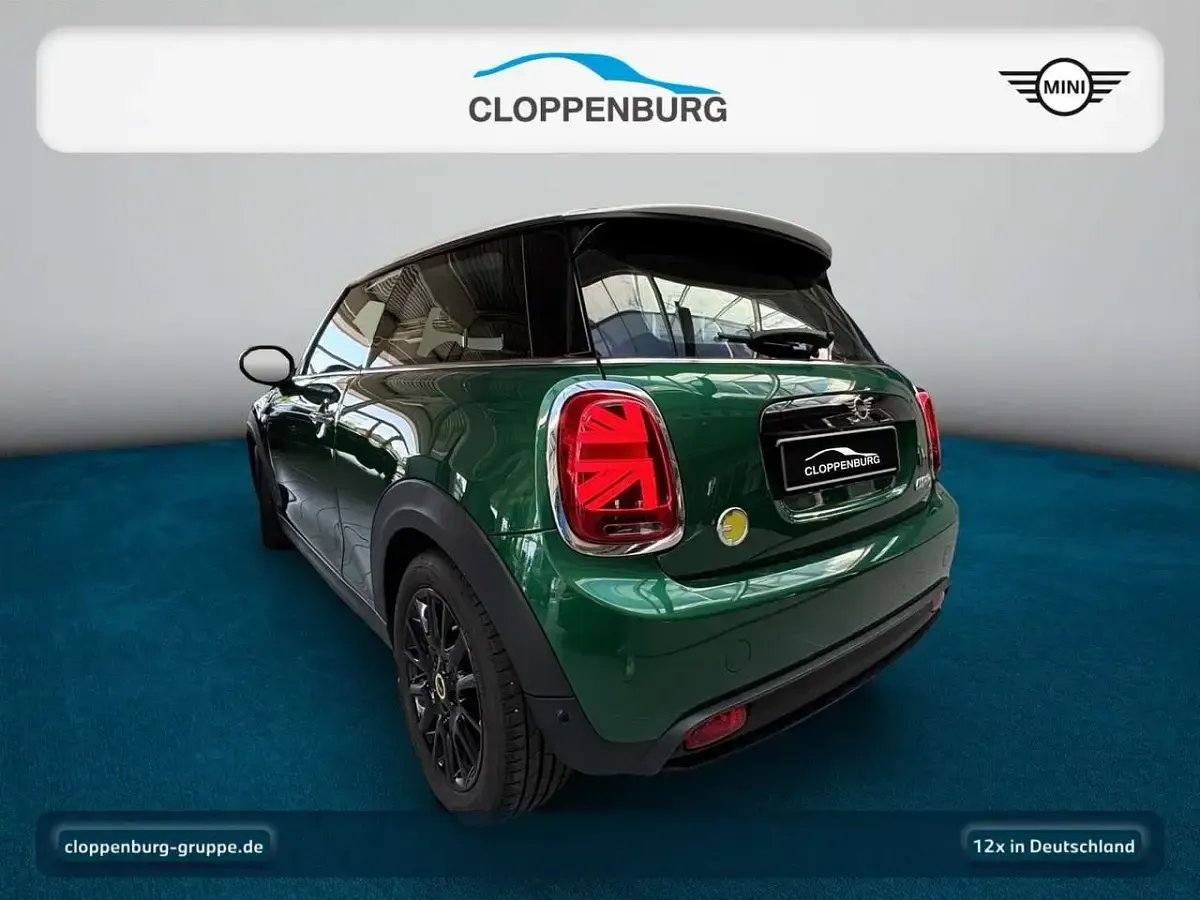 Gebraucht Mini Cooper SE 135 kW (184 PS) 2022 British racing green Kleinwagen