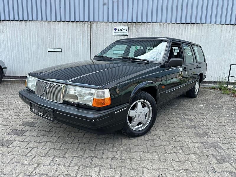 Gebraucht Volvo 945 135 PS (99 kW) 1996 Schwarz Kombi