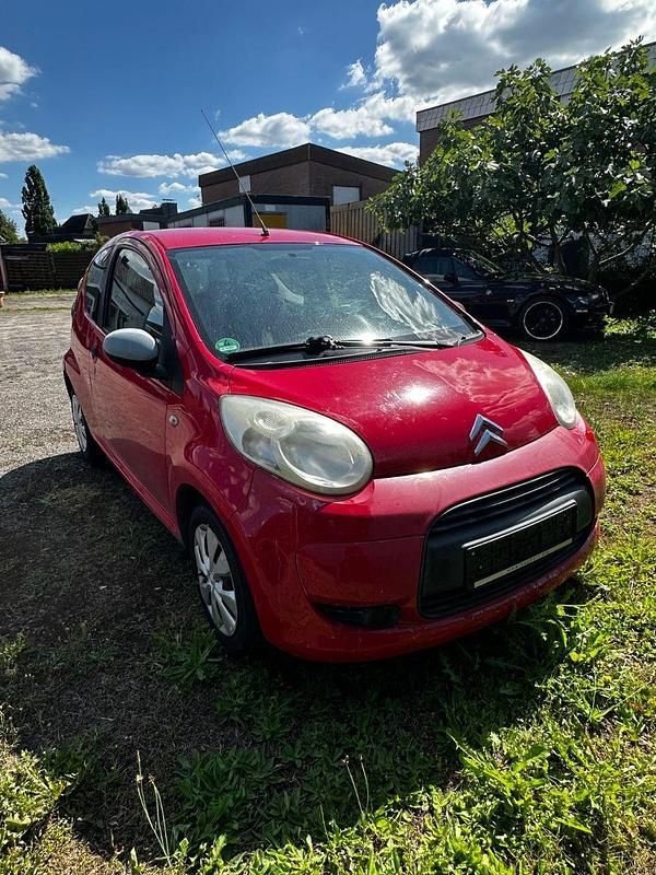 Rot Gebraucht 2009 Citroën C1 Advance Kleinwagen | 490 € (Superpreis) - Bild 1/4