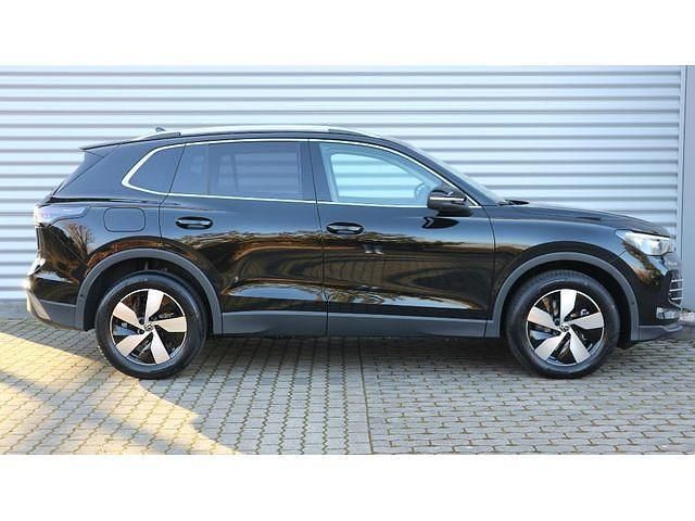 Neu VW Tiguan Elegance 150 PS (110 kW) 2025 Grau SUV