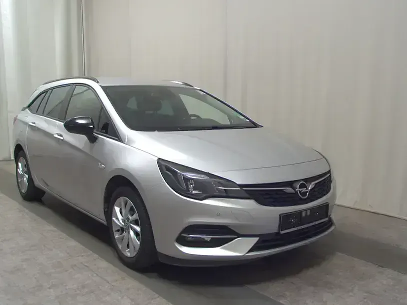 Gebraucht Opel Astra Edition 110 PS (80 kW) 2021 Argon silber metallic Kombi