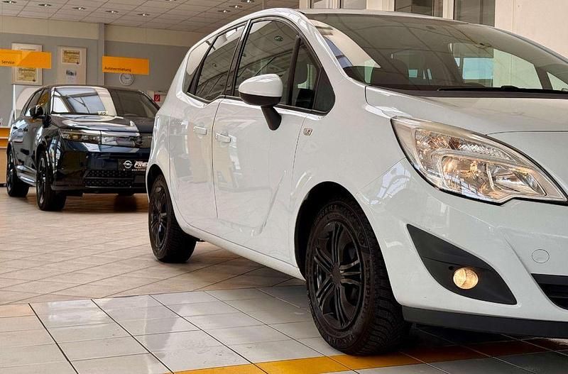 Gebraucht Opel Meriva Design Edition 120 PS (88 kW) 2012 Casabl/arctic/eisweiss/kaolin Van / Kleinbus