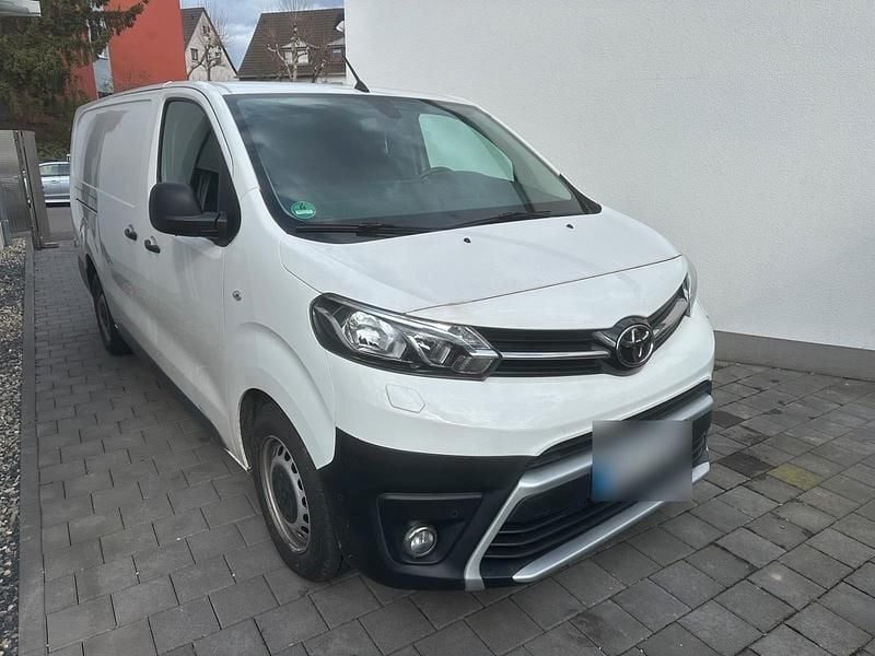 Gebraucht Toyota Proace 150 PS (110 kW) 2021 Weiß Van / Kleinbus