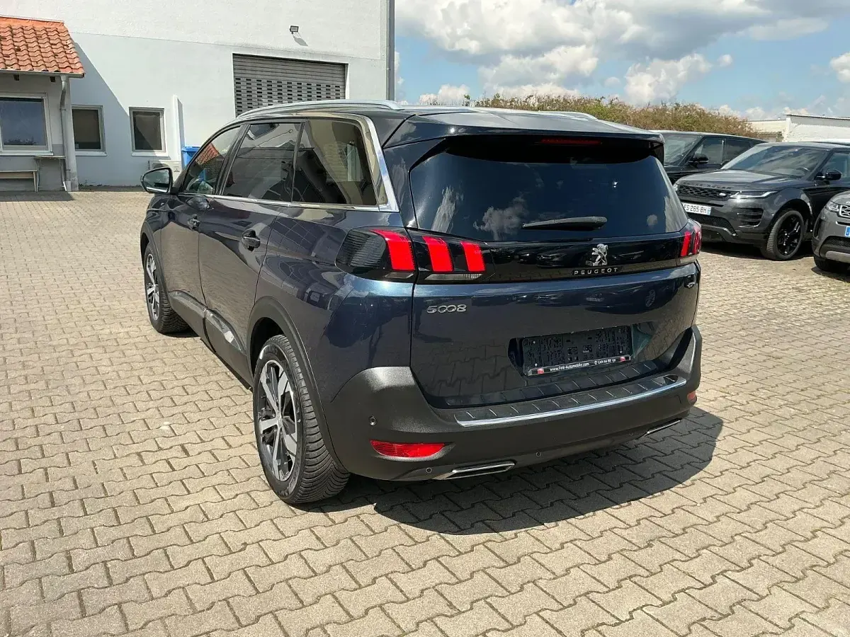 Gebraucht Peugeot 5008 GT 181 PS (133 kW) 2017 Blau SUV