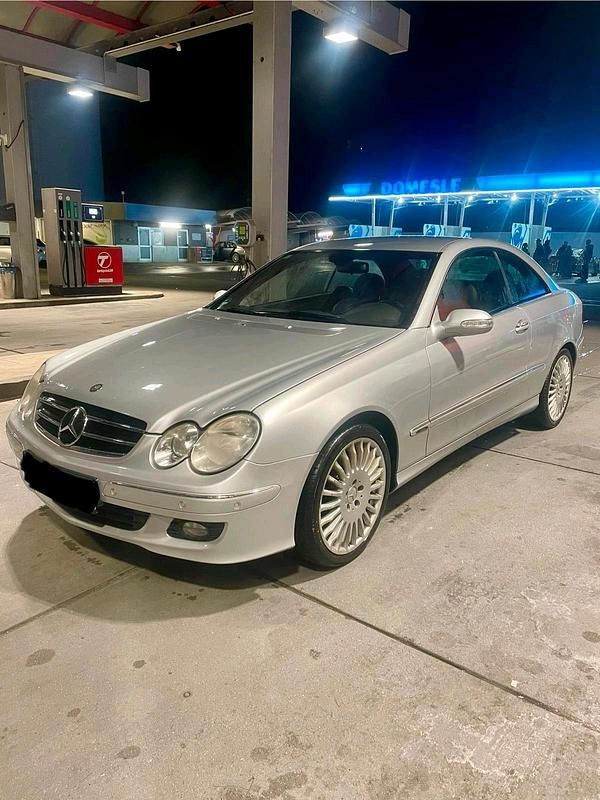 Silber Gebraucht 2005 Mercedes CLK280 Coupé | 4.200 € (Superpreis) - Bild 1/4
