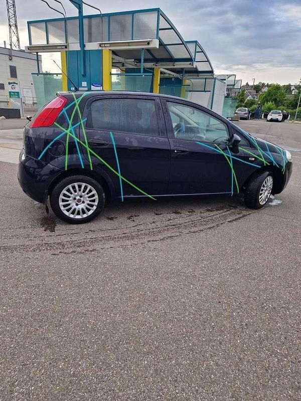 Schwarz Gebraucht 2009 Fiat Punto Kleinwagen | 1.050 € (Guter Preis) - Bild 1/4
