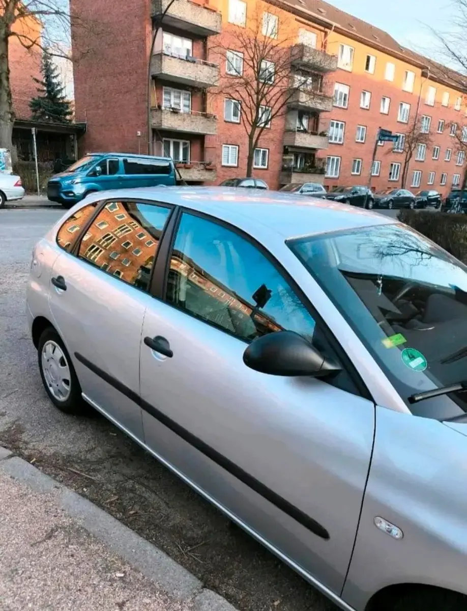 Gebraucht Seat Ibiza 64 PS (47 kW) 2003 Grau Kleinwagen