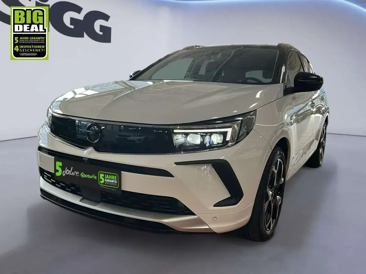 Gebraucht Opel Grandland X Ultimate 131 PS (96 kW) 2022 Jade weiss/arktis weiss SUV