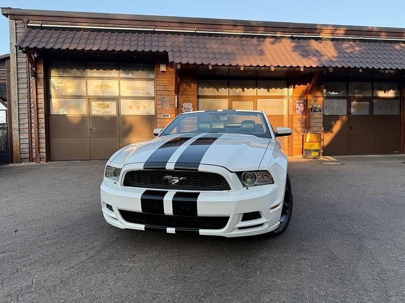 Gebraucht Ford Mustang Premium 310 PS (228 kW) 2014 Weiß Cabrio
