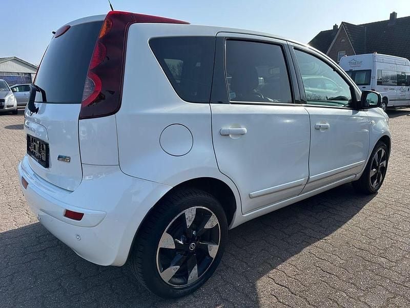 Gebraucht Nissan Note 90 PS (66 kW) 2013 Weiß Kleinwagen
