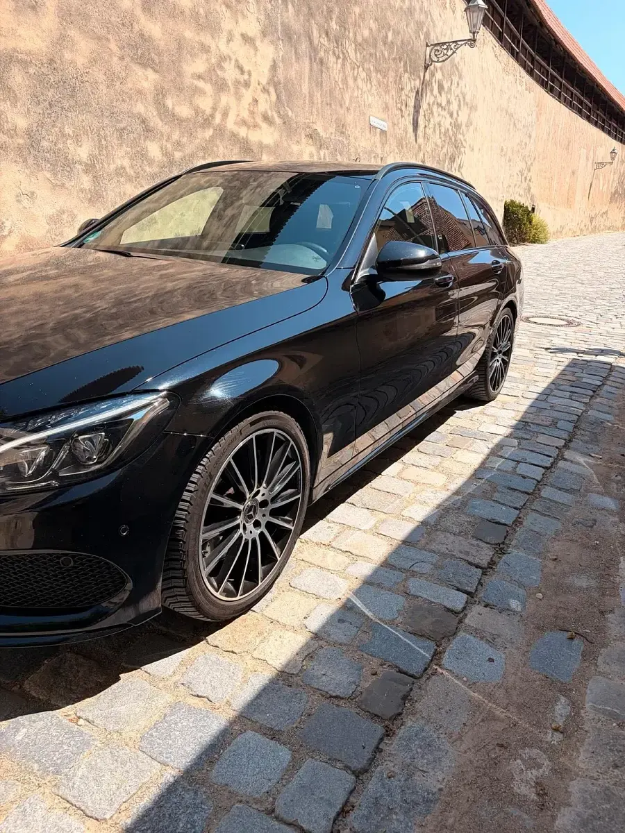 Gebraucht Mercedes C250 AMG 204 PS (150 kW) 2017 Schwarz Kombi