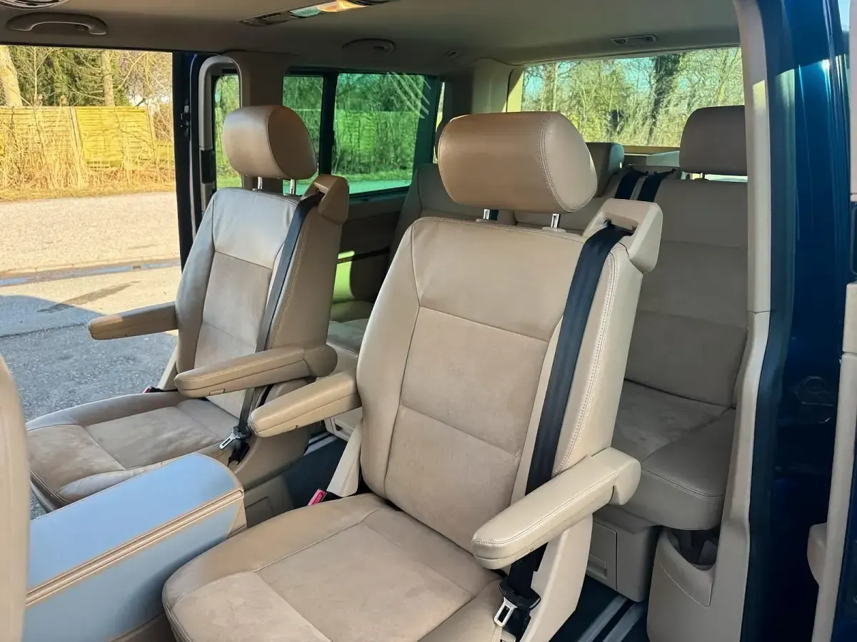 Usata VW T5 Highline 174 CV (127 kW) 2008 Blu Furgone