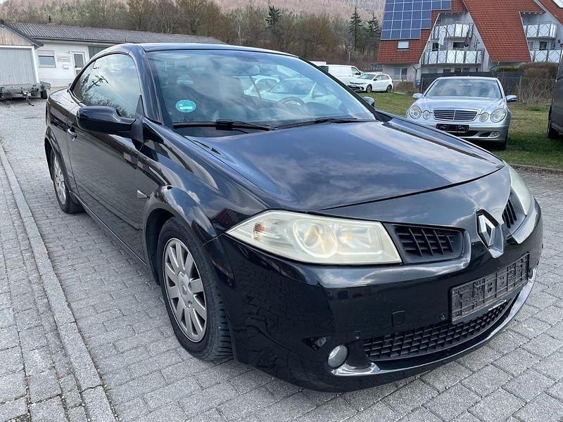 Gebraucht Renault Mégane Cabriolet Dynamique 150 PS (110 kW) 2007 Schwarz Cabrio