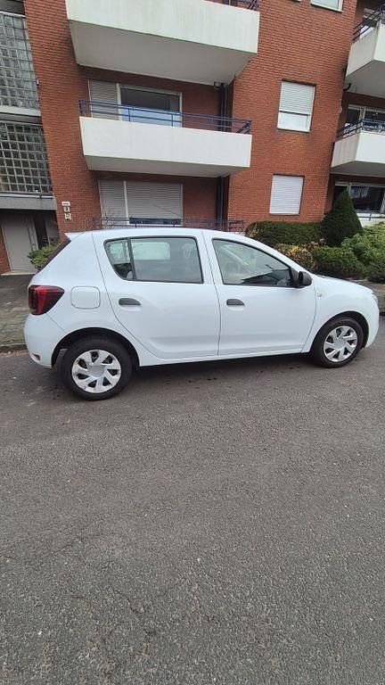 Gebraucht Dacia Sandero Ambiance 73 PS (53 kW) 2017 Weiß Limousine