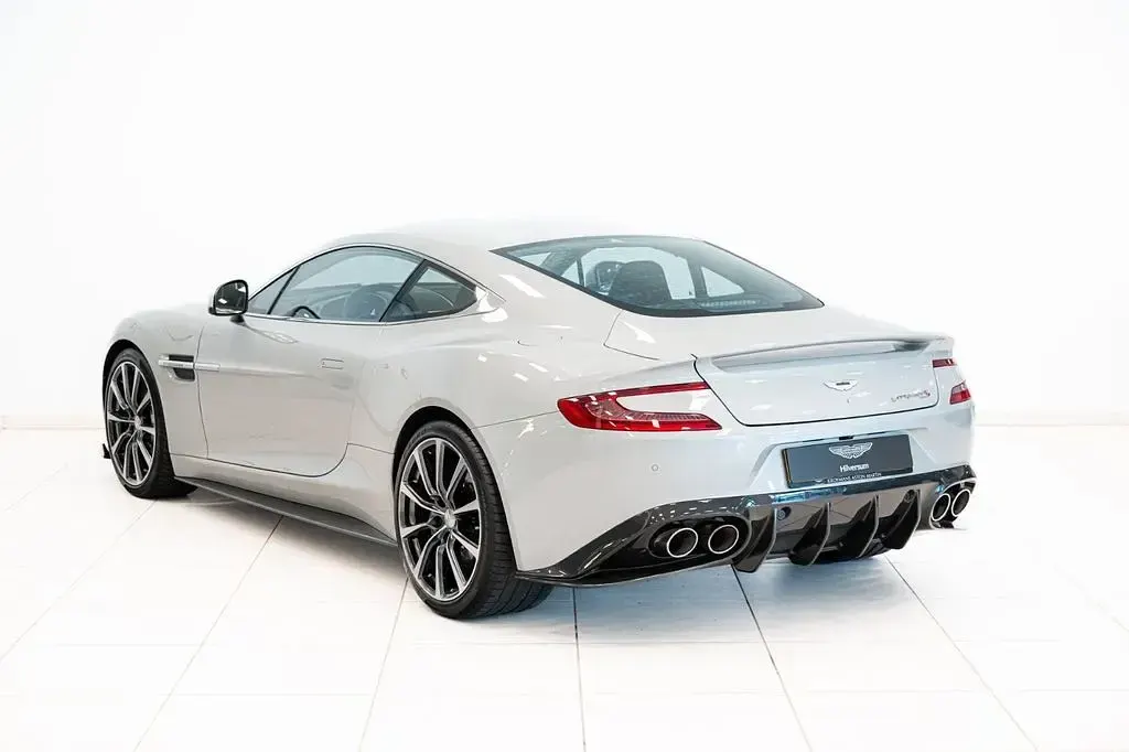 Gebraucht Aston Martin Vanquish 604 PS (444 kW) 2018 Silber