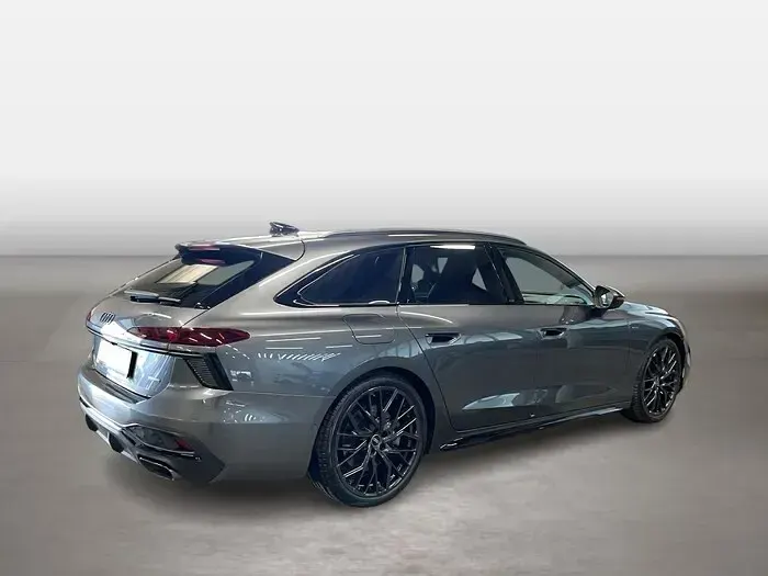 Gebraucht Audi A6 Edition .1 299 PS (219 kW) 2025 Daytonagrau perleffekt Kombi