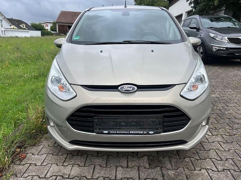 Silber Gebraucht 2013 Ford B-MAX Titanium Van / Kleinbus | 4.999 € (Fairer Preis) - Bild 1/4