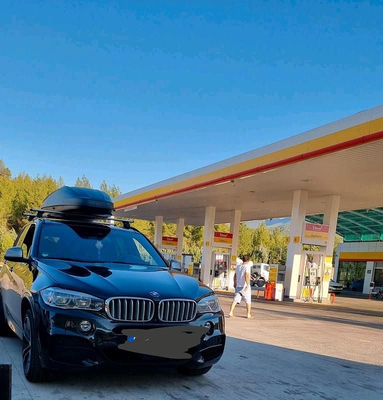 Schwarz Gebraucht 2017 BMW X5 M50 SUV | 25.000 € - Bild 1/4