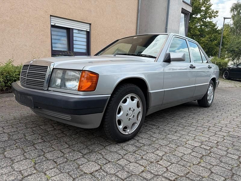 Gebraucht 1992 Mercedes 190 Limousine | 6.300 € - Bild 1/4