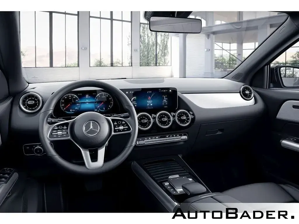 Gebraucht Mercedes GLA200 Progressive 163 PS (119 kW) 2020 787 mountaingrau (metallic) SUV