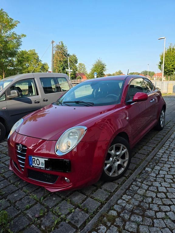 Rot Gebraucht 2012 Alfa Romeo MiTo Kleinwagen | 5.100 € (Etwas zu teuer) - Bild 1/4