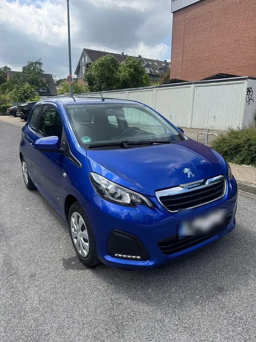 Gebraucht Peugeot 108 Active 72 PS (52 kW) 2019 Blau Kleinwagen