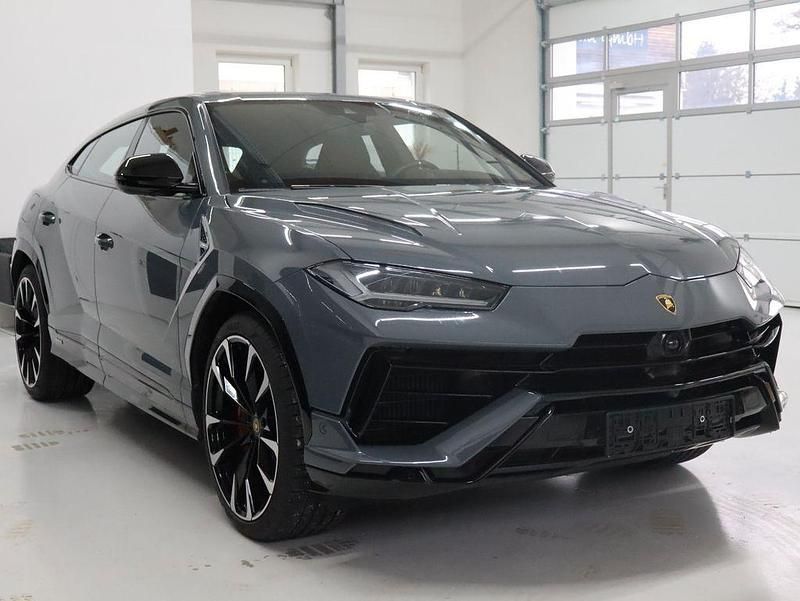 Gebraucht Lamborghini Urus 666 PS (489 kW) 2024 Grau SUV