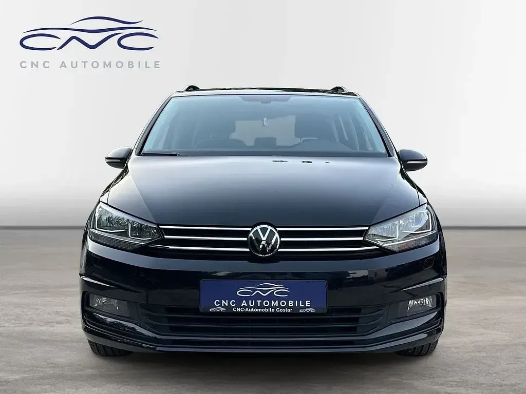 Gebraucht VW Touran 150 PS (110 kW) 2023 Schwarz Van / Kleinbus