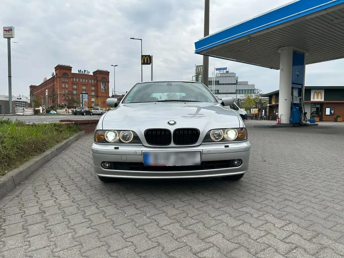 Gebraucht BMW 525 192 PS (141 kW) 2000 Silber Kombi